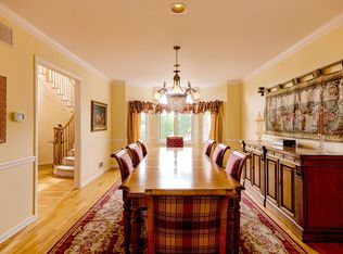 18 Elmwood Dr, Warren, NJ 07059