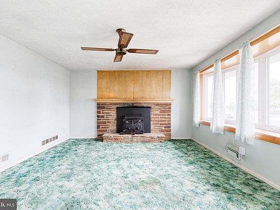 4th image of 8306 Berkfield Rd