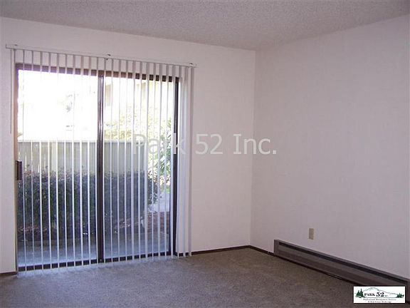 4th image of 6122 N 16th St APT I103