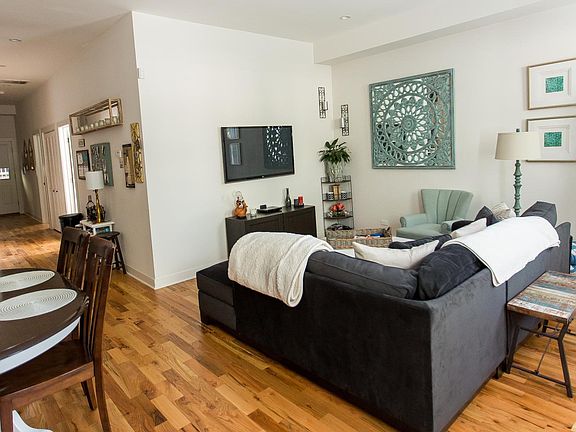 2nd image of 1717 N Orleans St #1