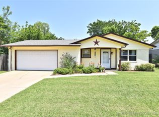 11925 E 18th St, Tulsa, OK 74128