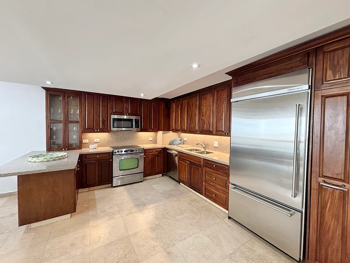 Building Photo - 6400 Isla Verde Ave #9K