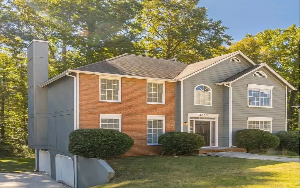 Property main image
