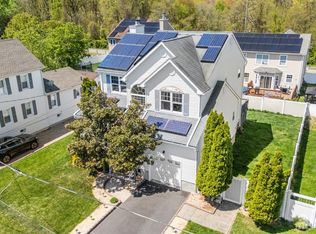 25 Columbus Ave, Old Bridge, NJ 08857