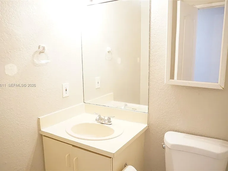 331 NW 82nd Ave #1303 — Photo 13