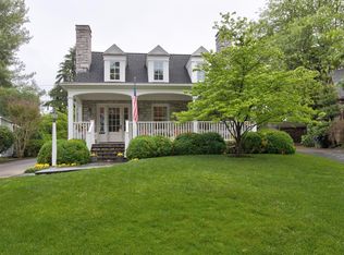 241 Chenault Rd, Lexington, KY 40502