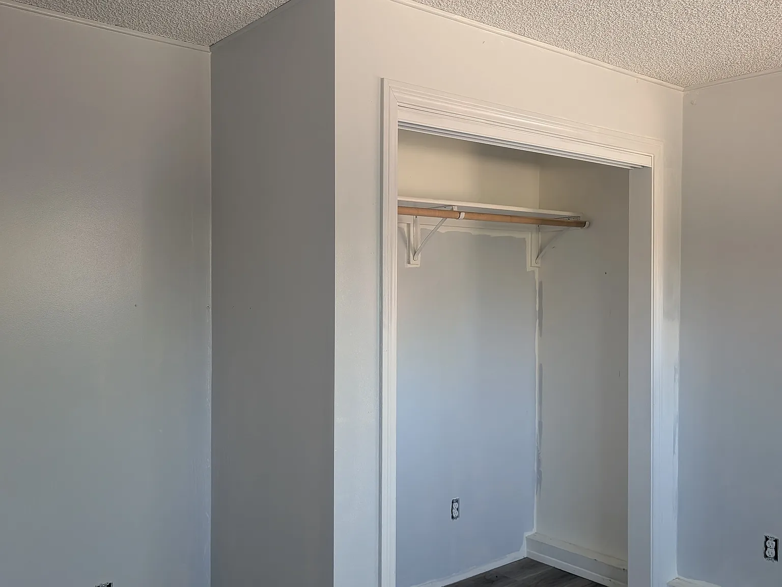 3 bed, 4713 sqft, $2,395 — Photo 4