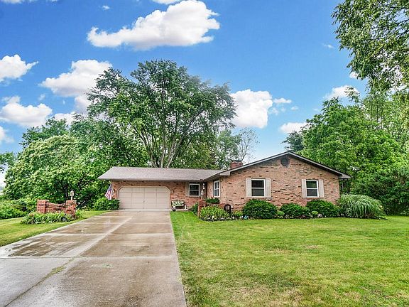 3rd image of 11579 Bon Air Dr NW