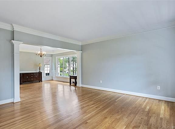 5th image of 12208 Loxton Way