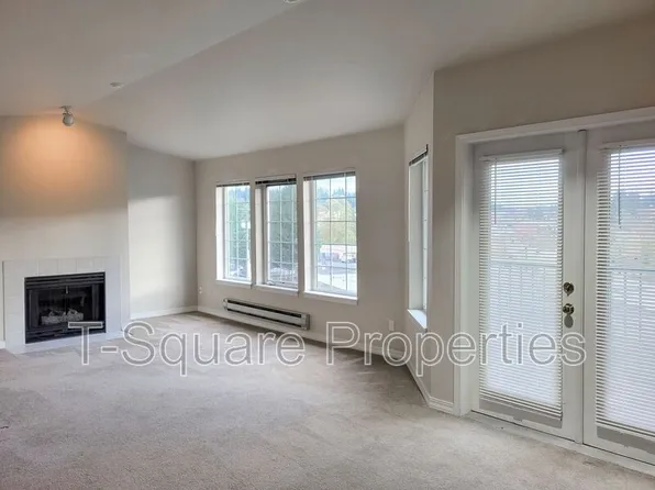 9525 NE 180th St, Bothell, WA 98011