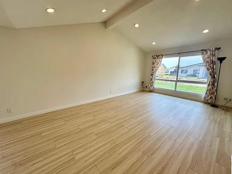 2818 Joaquin Dr — Photo 3