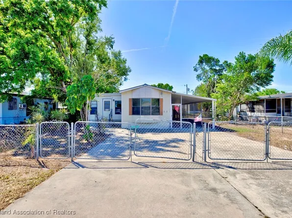 1215 W Hall St, Avon Park, FL 33825