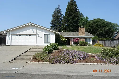 3315 Mission Ave Photo 1