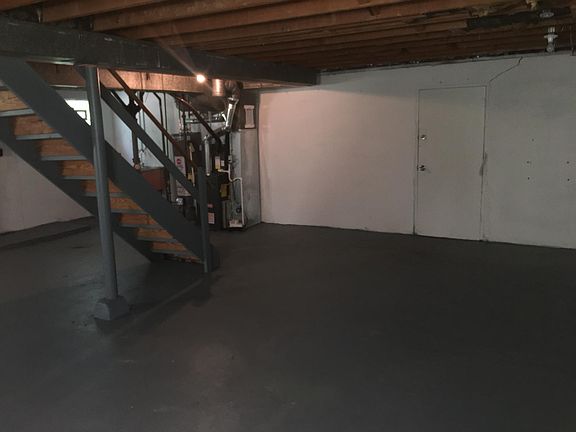 5th image of 2917 Westknolls Ln