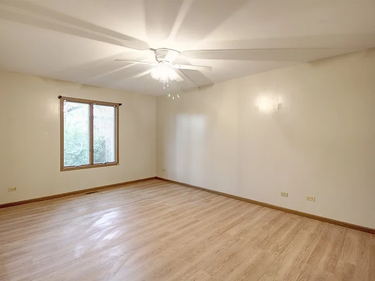 1324 Post Oak Ct — Photo 4