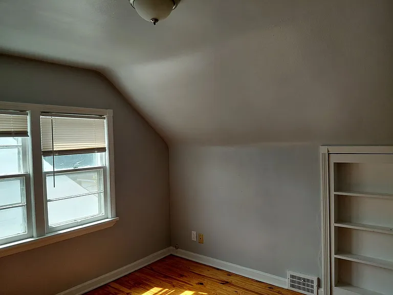 3911 Warrendale Rd — Photo 19