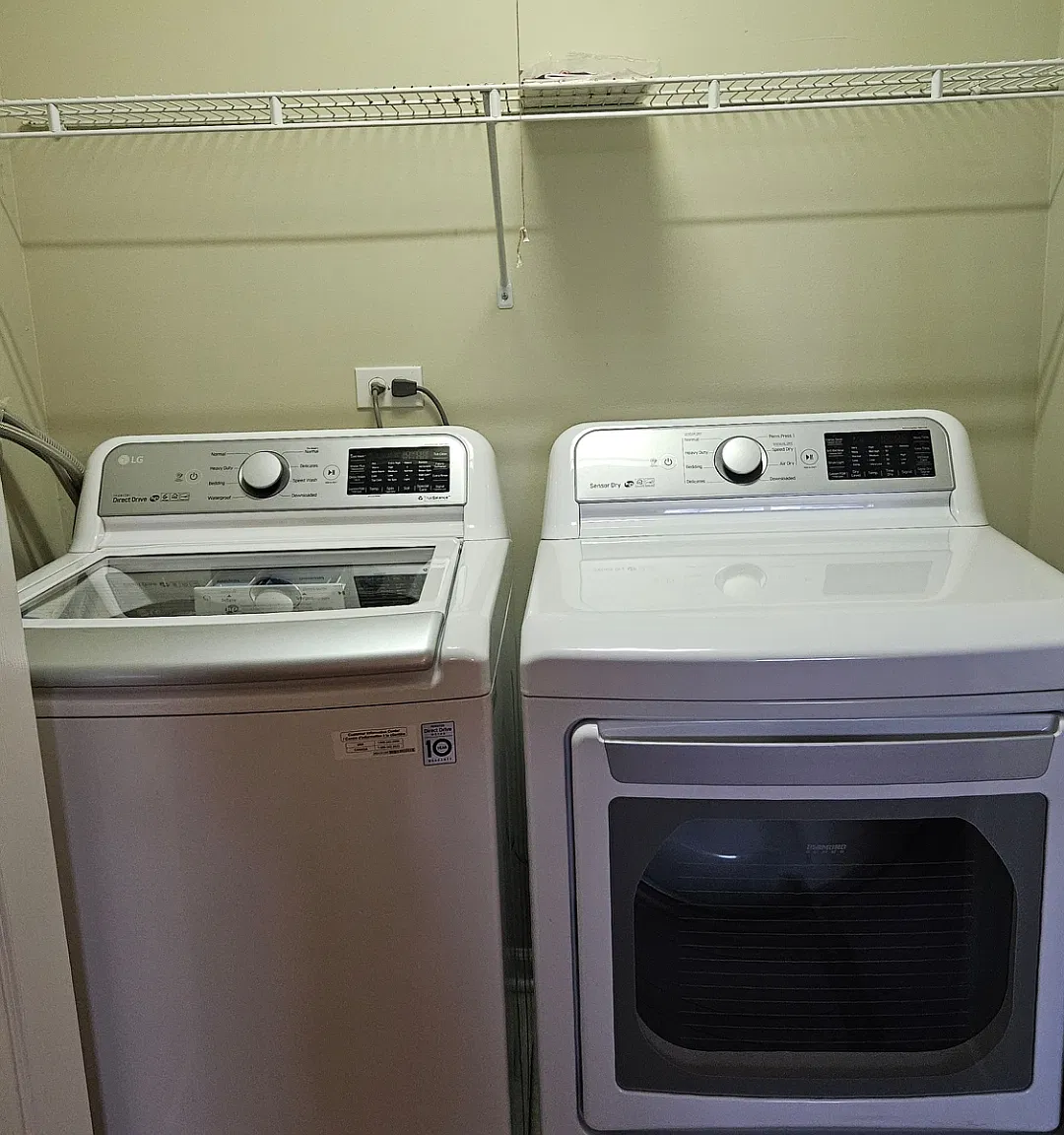 2 bed, 2.5 bath, 1944 sqft, $2,795 — Photo 4