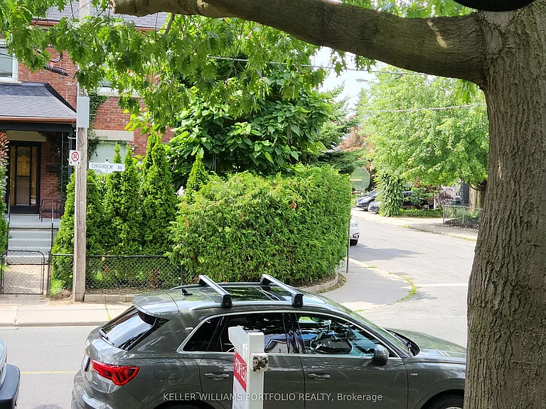 71 Chisholm Ave — Photo 11