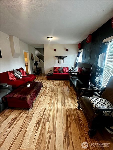 5th image of 1100 Hayes Street