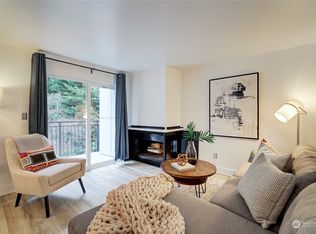 210 SW Clark St APT A303, Issaquah, WA