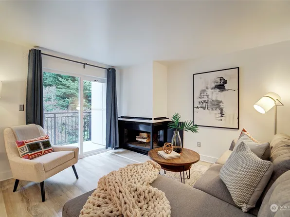 210 SW Clark Street #A303, Issaquah, WA 98027