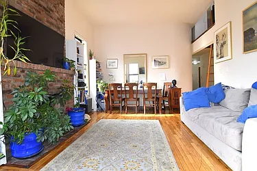 Rented by Manhattan Spaces