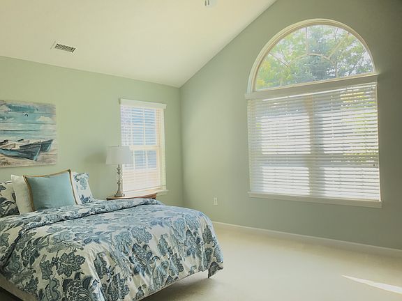 3rd image of 17074 Huntley Pl