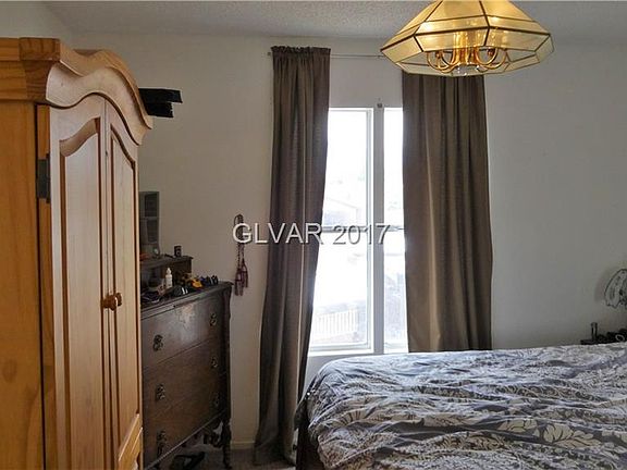 4th image of 2324 Ragland St