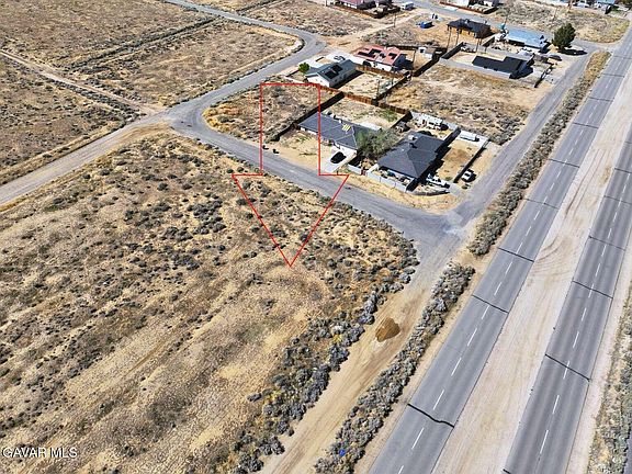 2nd image of 20263 Neuralia Rd