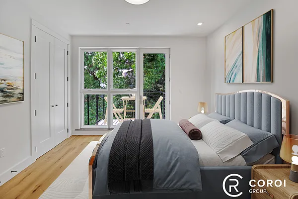 Rented by Coroi Corp | media 33