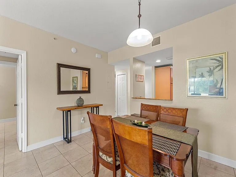 4210 Gator Trace Ave #B — Photo 11