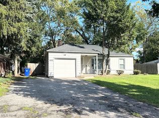 2365 Belvoir Blvd, Cleveland, OH 44121