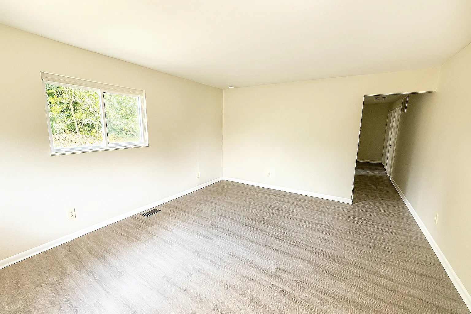 1133 Tremont St — Photo 3