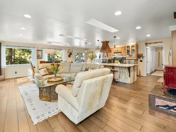 1046 Lynn Way, Zephyr Cove, NV 89448