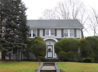 472 Wolcott St, Newton, MA 02466