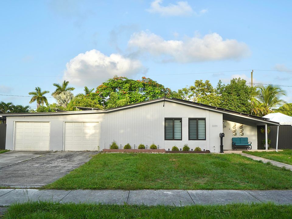 1st image of 16101 SW 98th Avenue
