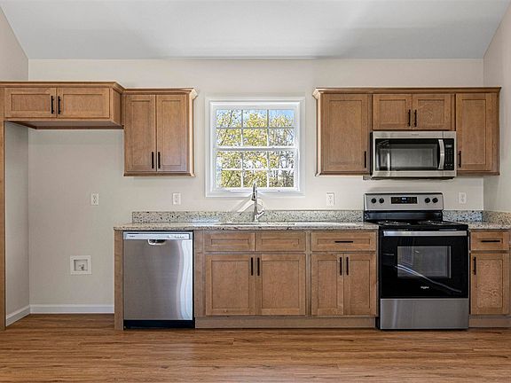 5th image of 479 Sandy Flat Rd