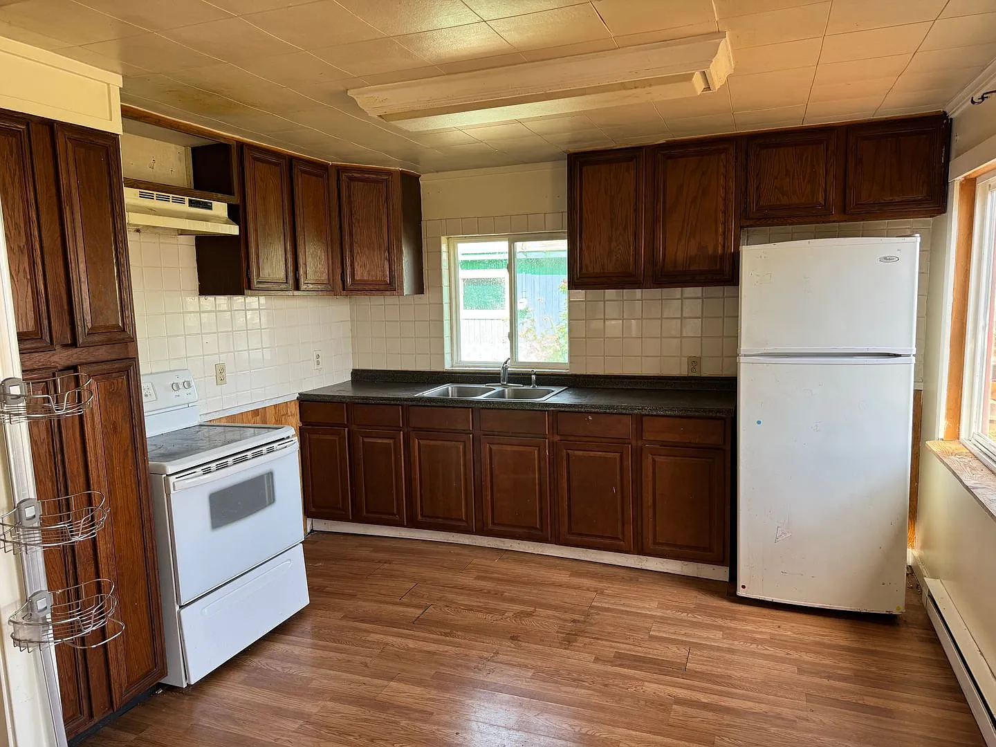 Gooseberry Point 2 Bed 1 Bath — Photo 4