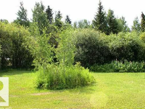 2809 24th Ave, Cold Lake, AB T9M 1G2