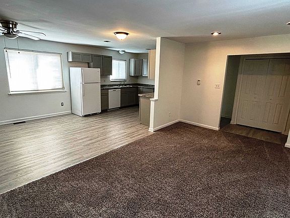2nd image of 2123 Elbridge Ct