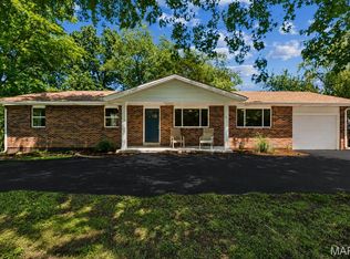 1740 Parr Rd, Wentzville, MO 63385