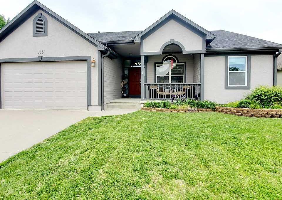 2nd image of 513 Wildwood Ct