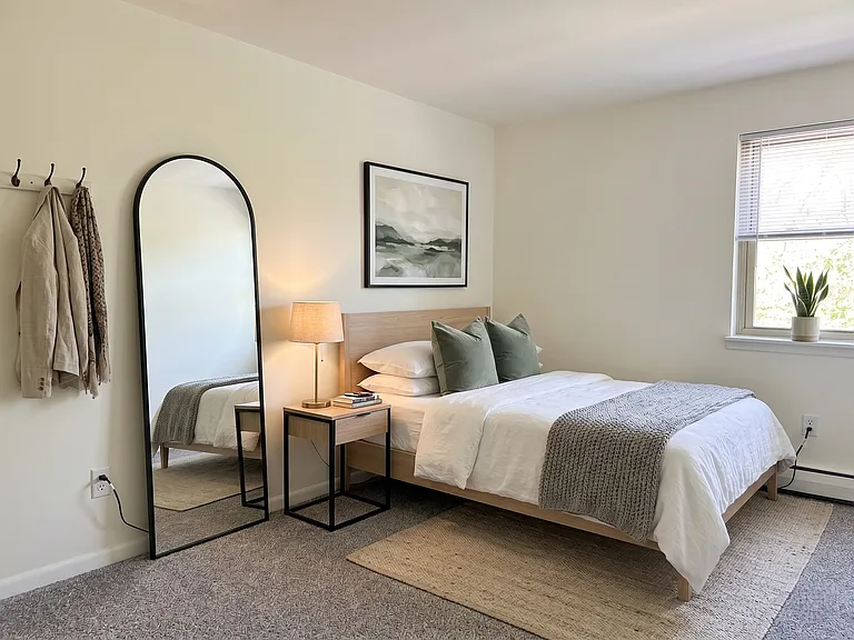 Parkside Manor Apartments — Photo 89