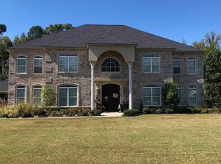 106 Carriage Court Dr, White Hall, AR 71602