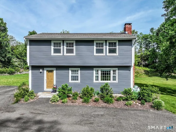 19 Botsford Hill Road, Newtown, CT 06470