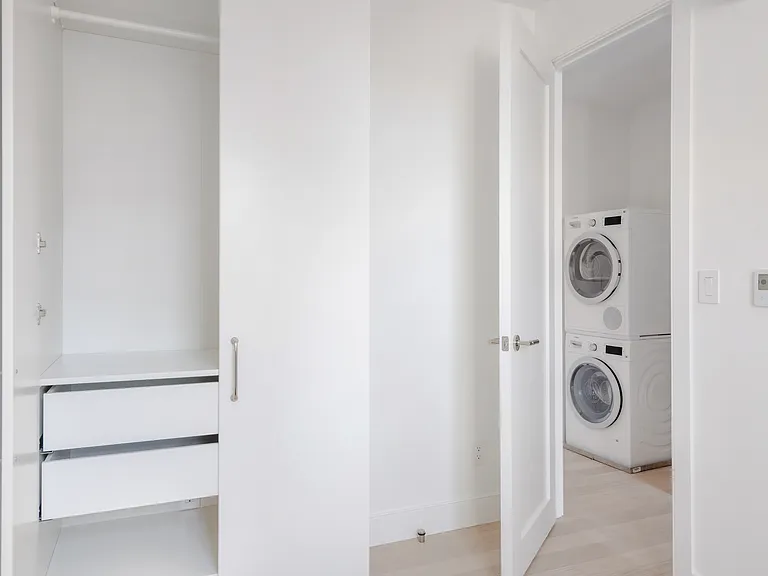 217 Thompson St #22 — Photo 3