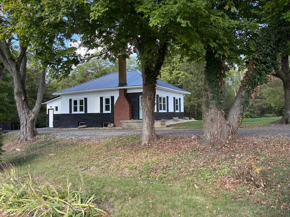 5681 S County Road 225 W, Spiceland, IN 47385