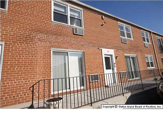 Sold by Robert DeFalco Realty | media 8