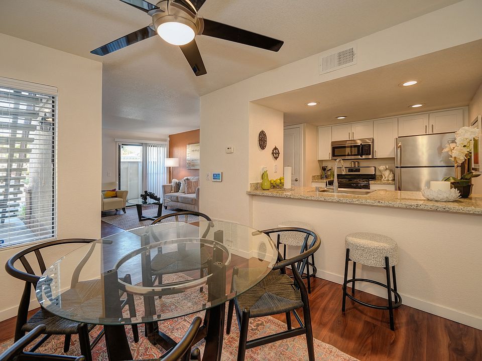 Model Home Dining Area