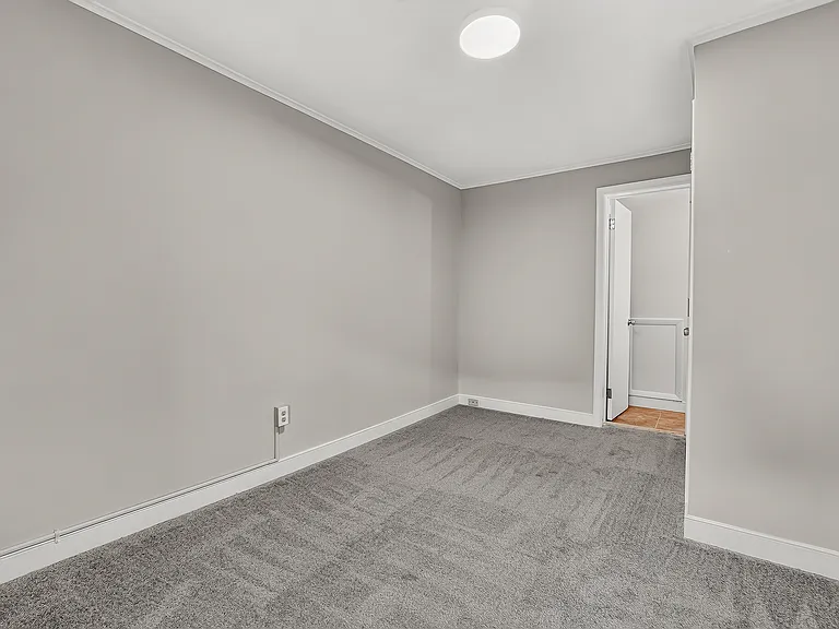 243 E 2nd St #5 — Photo 2